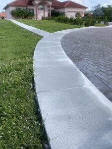 Curved Concrete Sidewalk in West Palm Beach, Fl